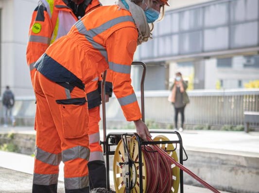 reportage photo professionnelle entreprise Safe Innov En gare